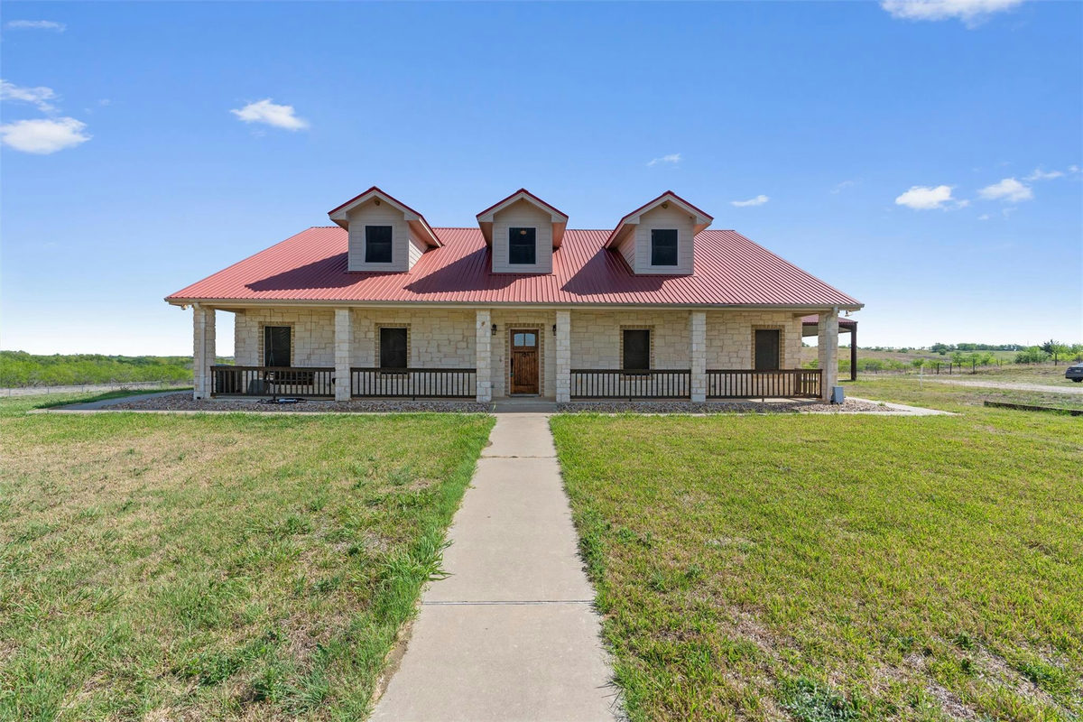 1167 County Road 427 — exterior