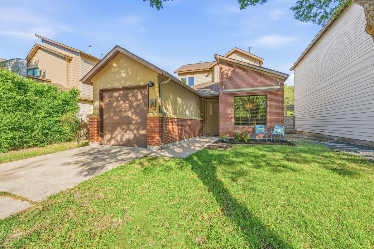 2911 Corbin Ln — photo 2