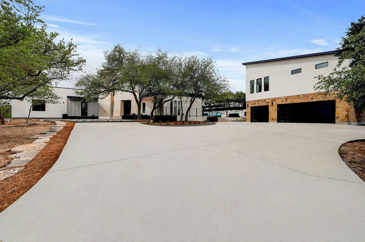700 Rancho Grande Dr — photo 3