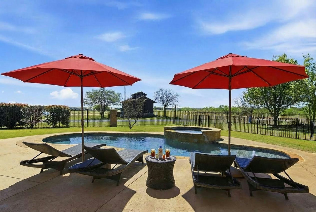 101 Hammerstone Cv — photo 3