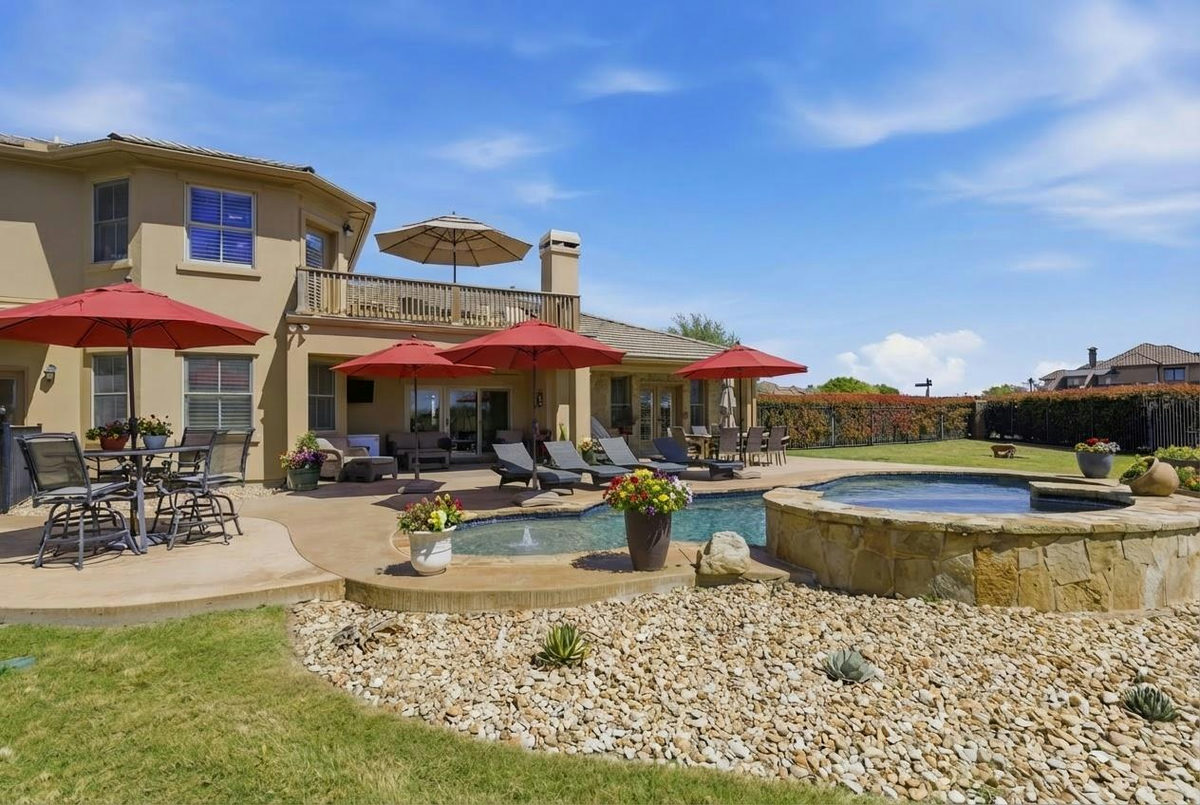 101 Hammerstone Cv — photo 5