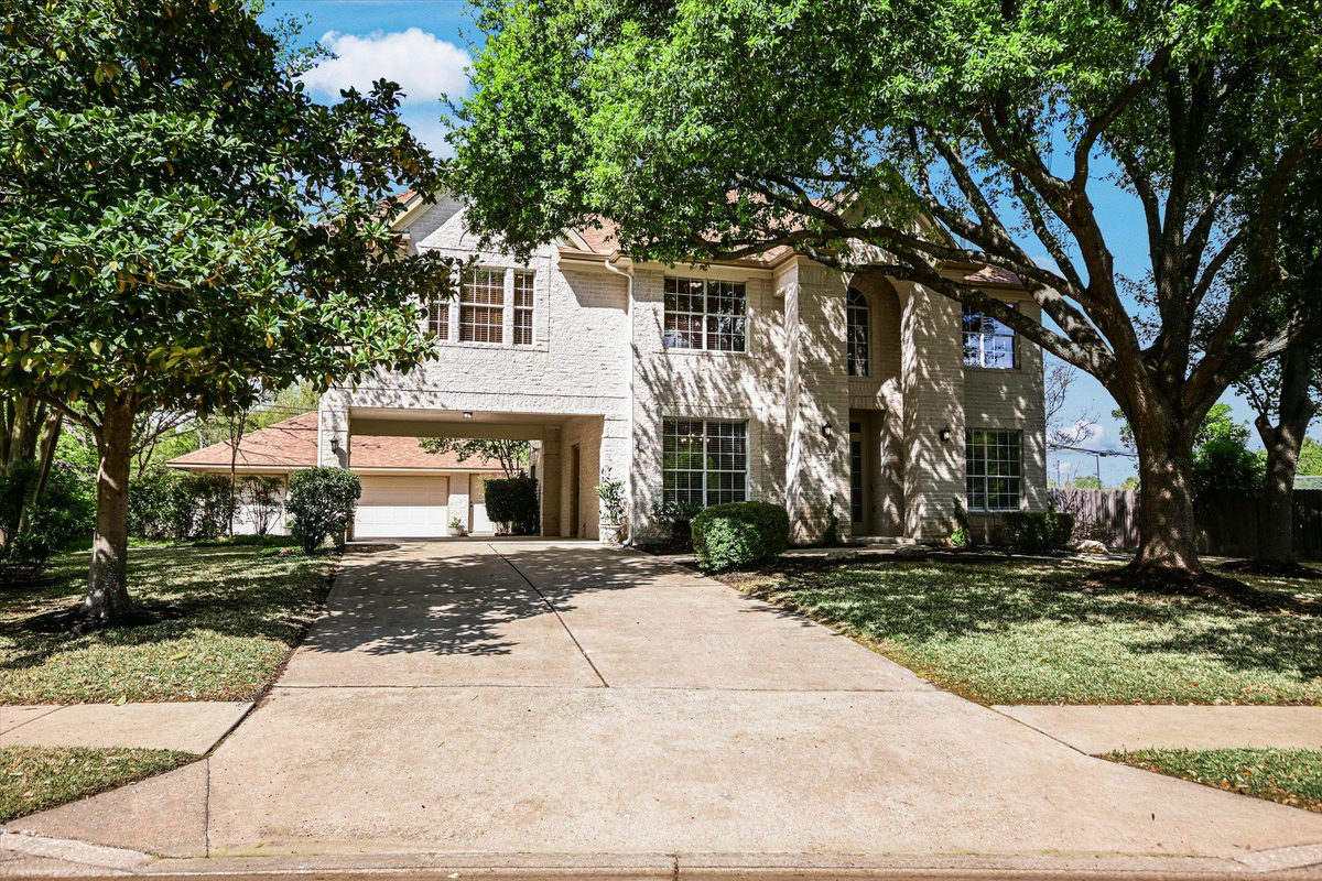8925 Joachim Ln — photo 2