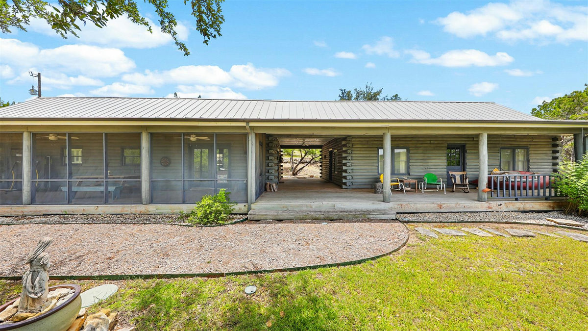 707 Deer Lake Rd — photo 5