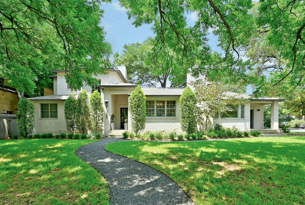 3400 Oakmont Blvd — exterior