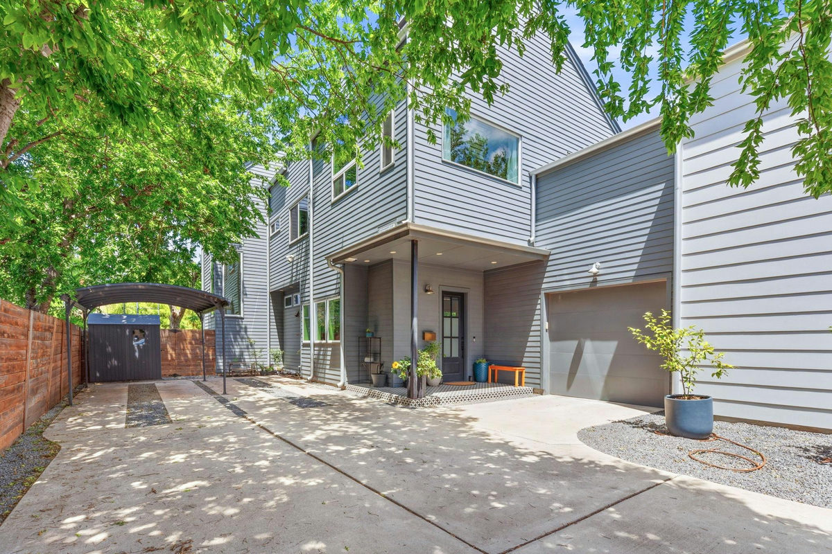 2806 W 44th St #B — photo 2