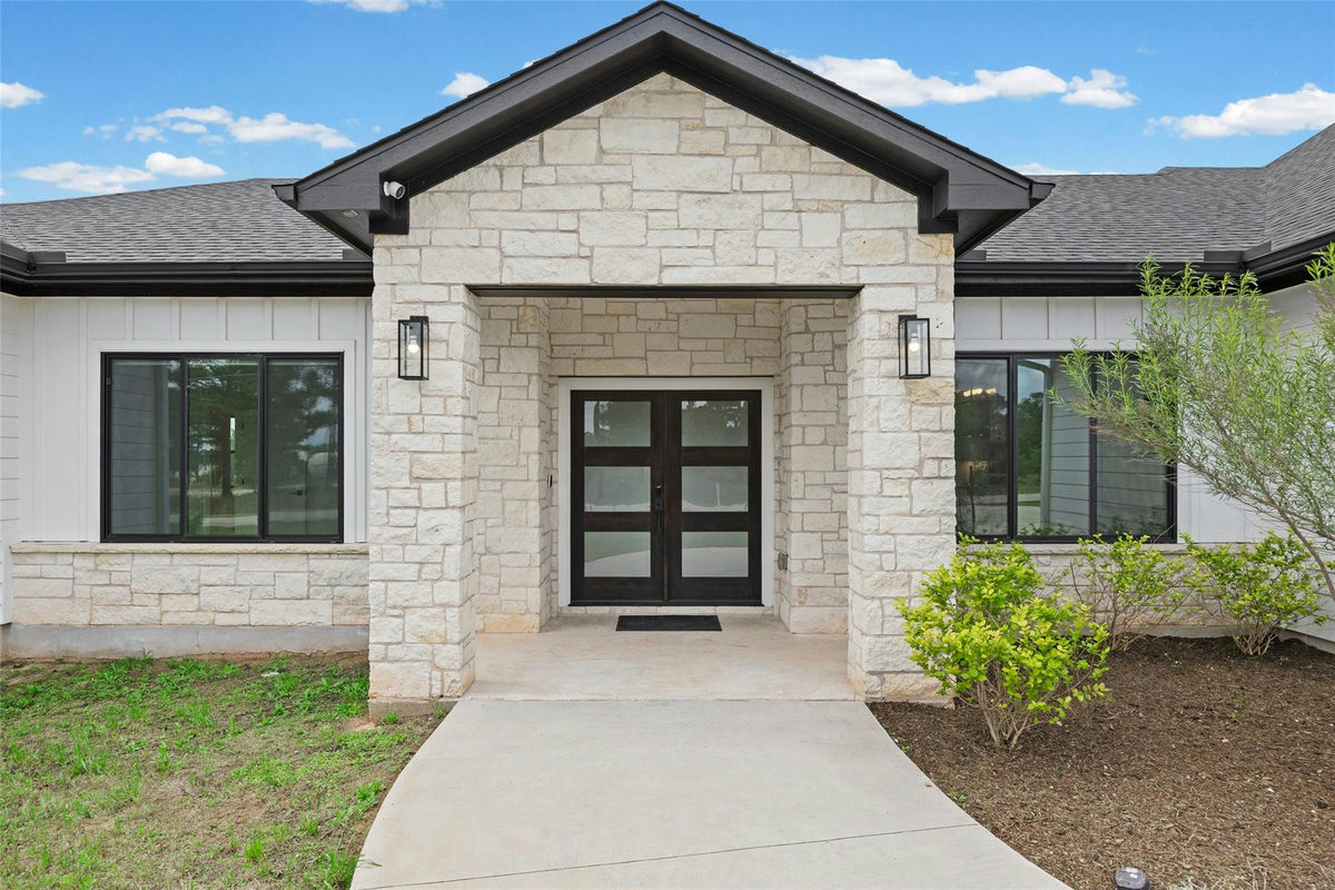 111 Tall Forest Dr — photo 3