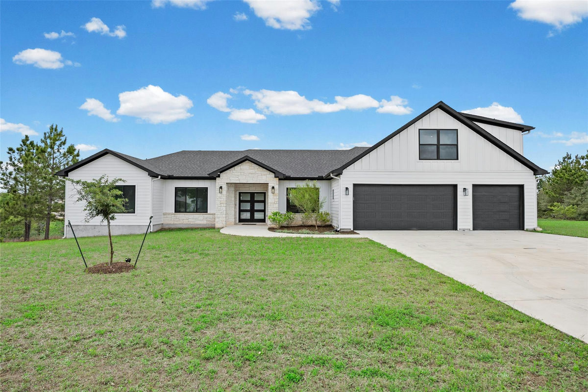 111 Tall Forest Dr — exterior