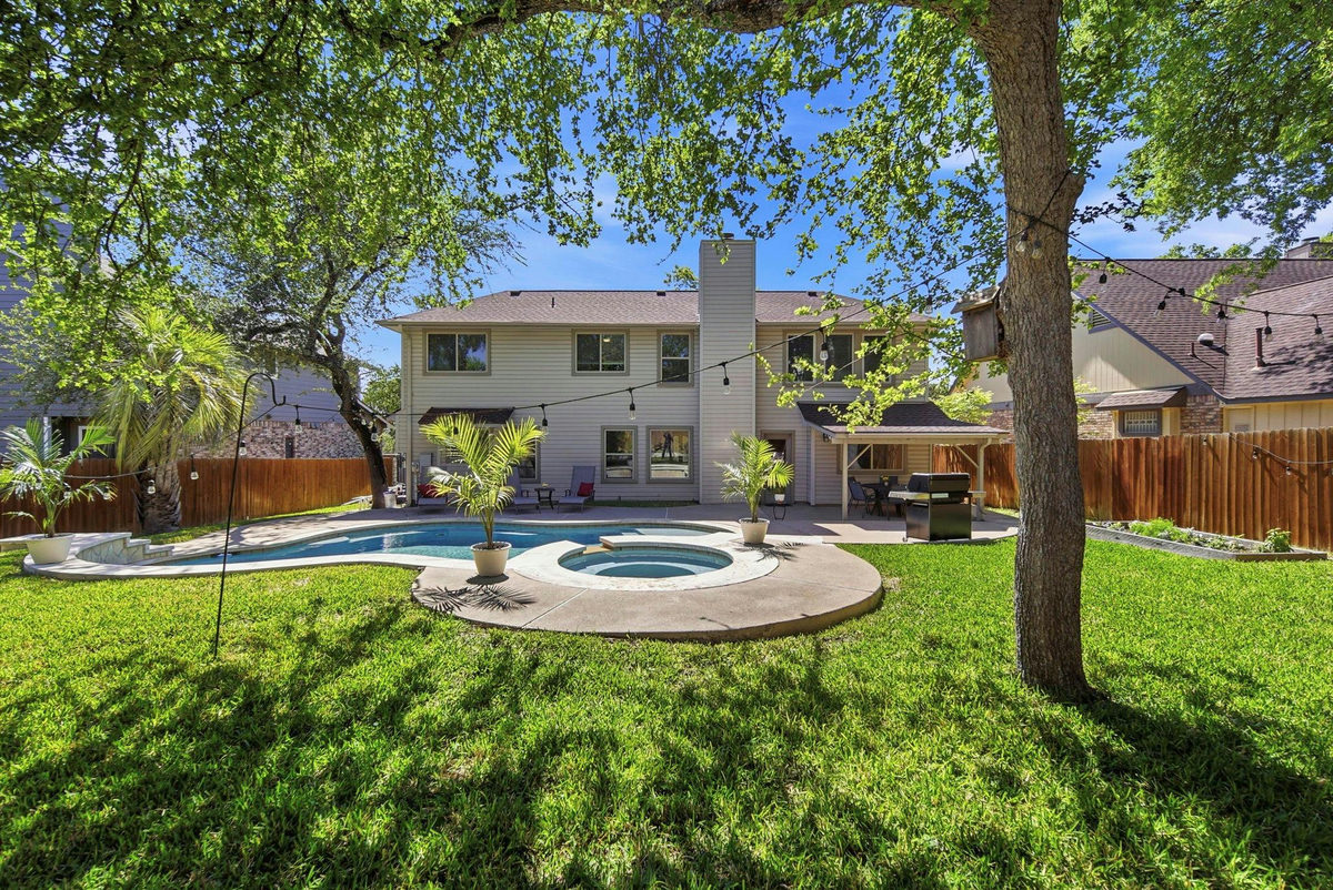 11002 Sierra Verde Trl — exterior