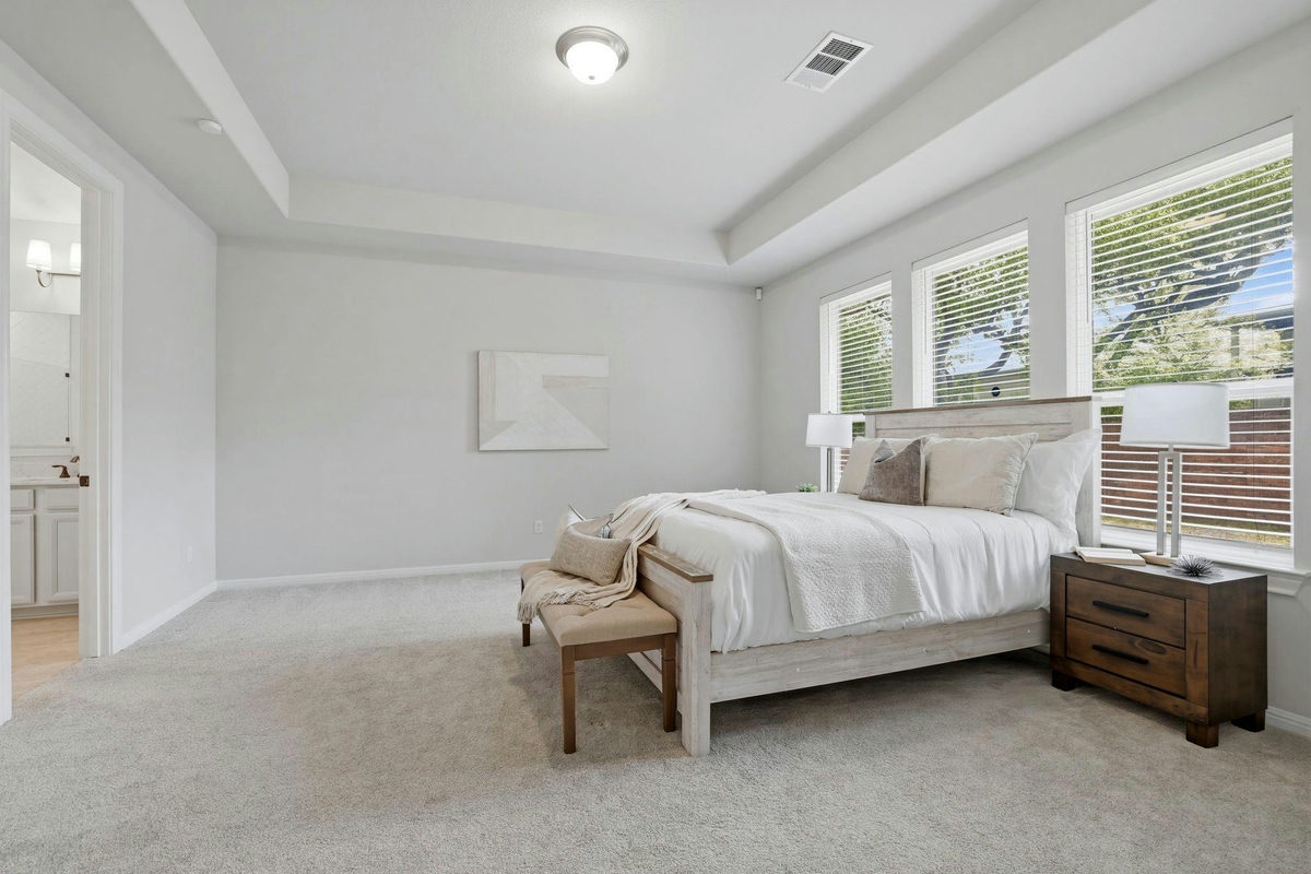7609 Paruline Dr — photo 4