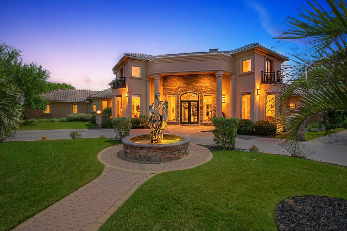 3575 Lost Creek Blvd — exterior