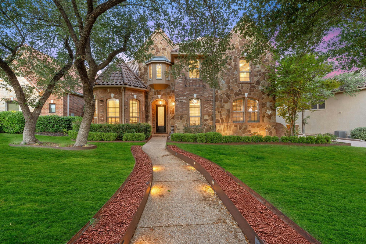 1917 Lakecliff Hills Ln — photo 2