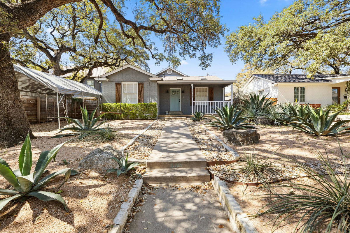 1318 Bonham Ter — exterior