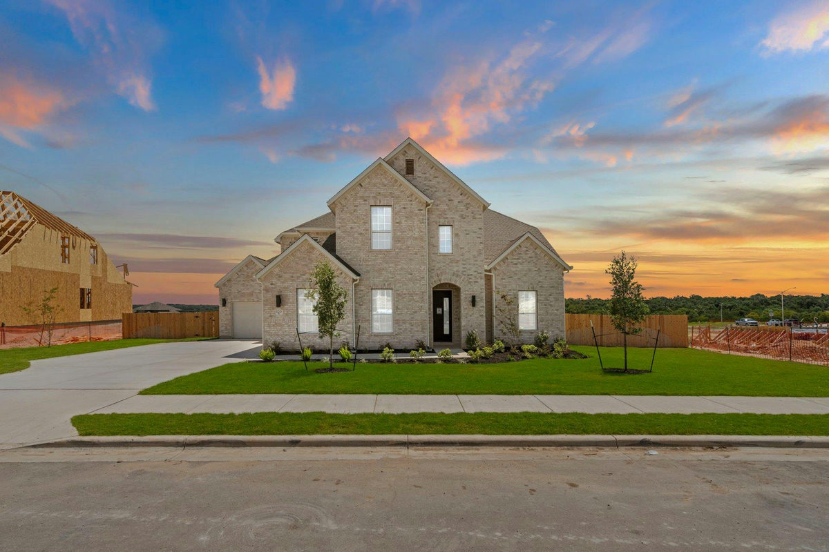 120 Clancy Dr — exterior