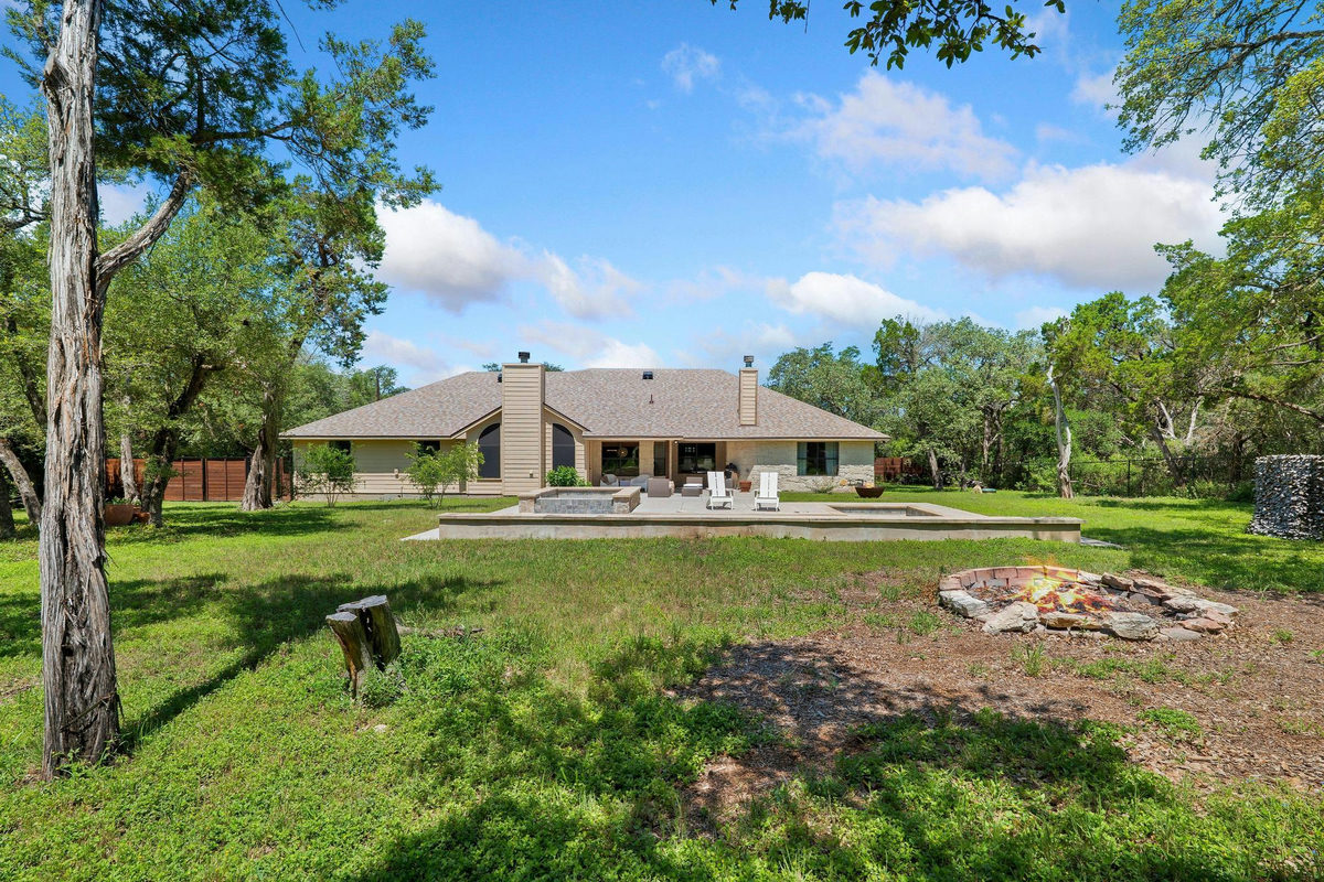 105 N Laurelwood Dr — photo 4