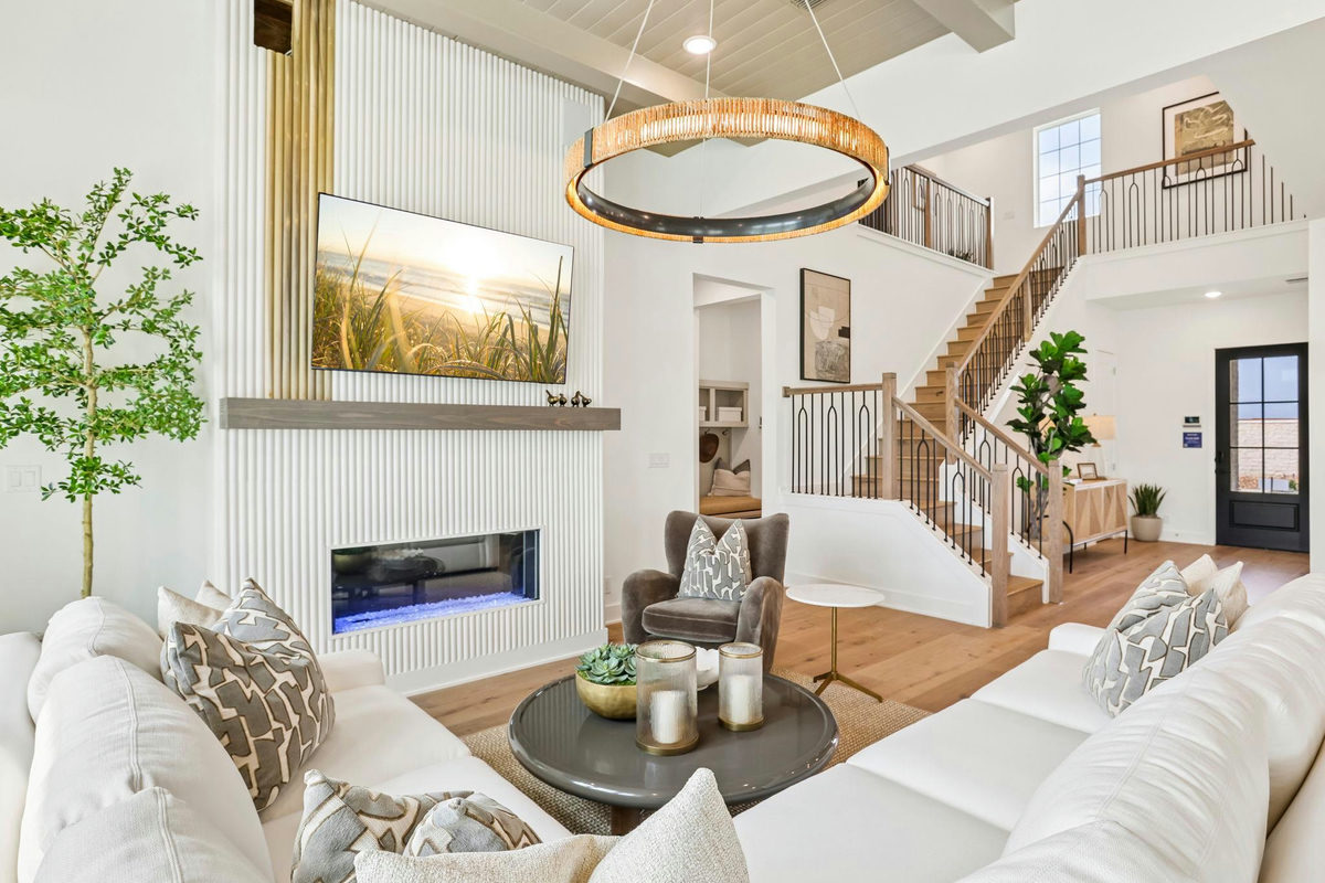 2328 Fielder Dr — exterior