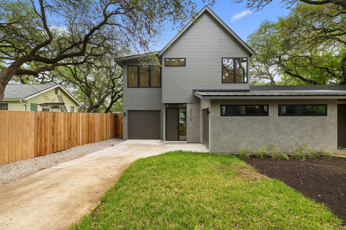 2611 Oak Crest Ave #A — exterior