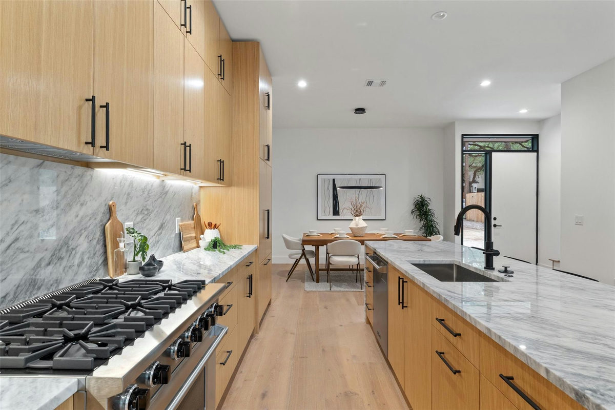 2611 Oak Crest Ave #A — photo 5