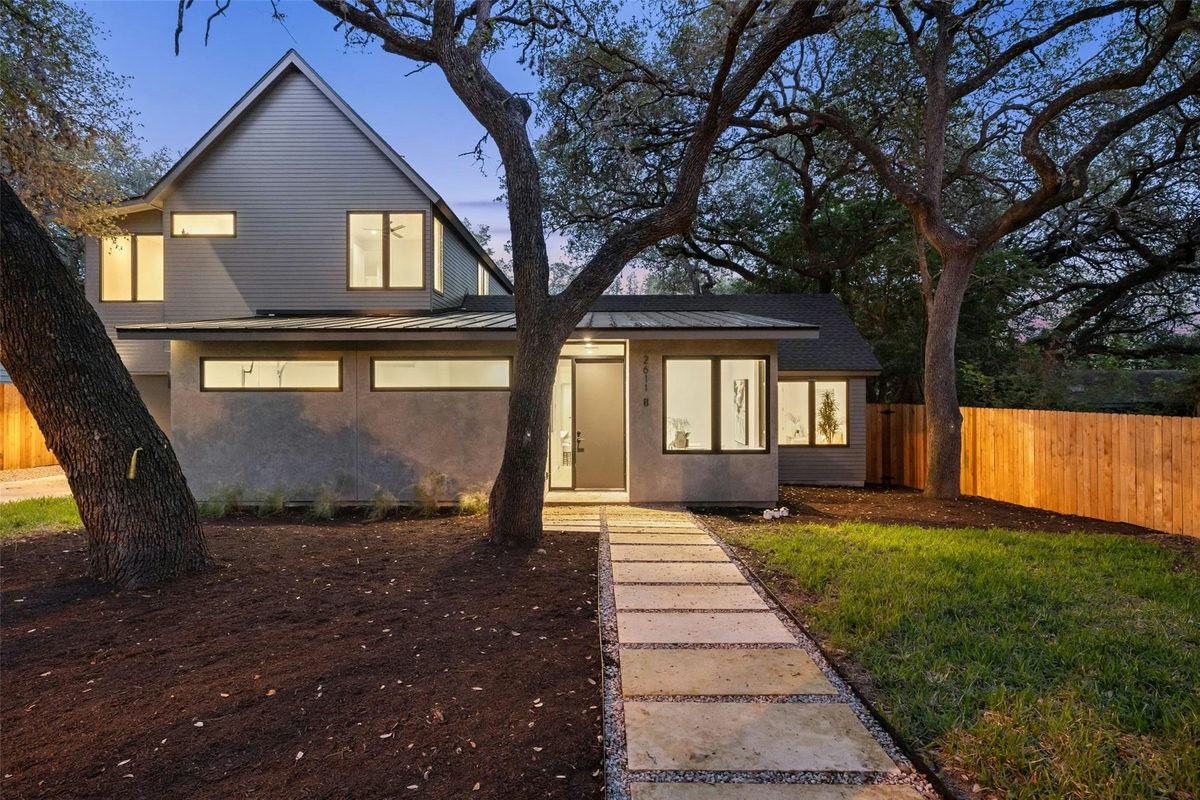 2611 Oak Crest Ave #B — photo 2