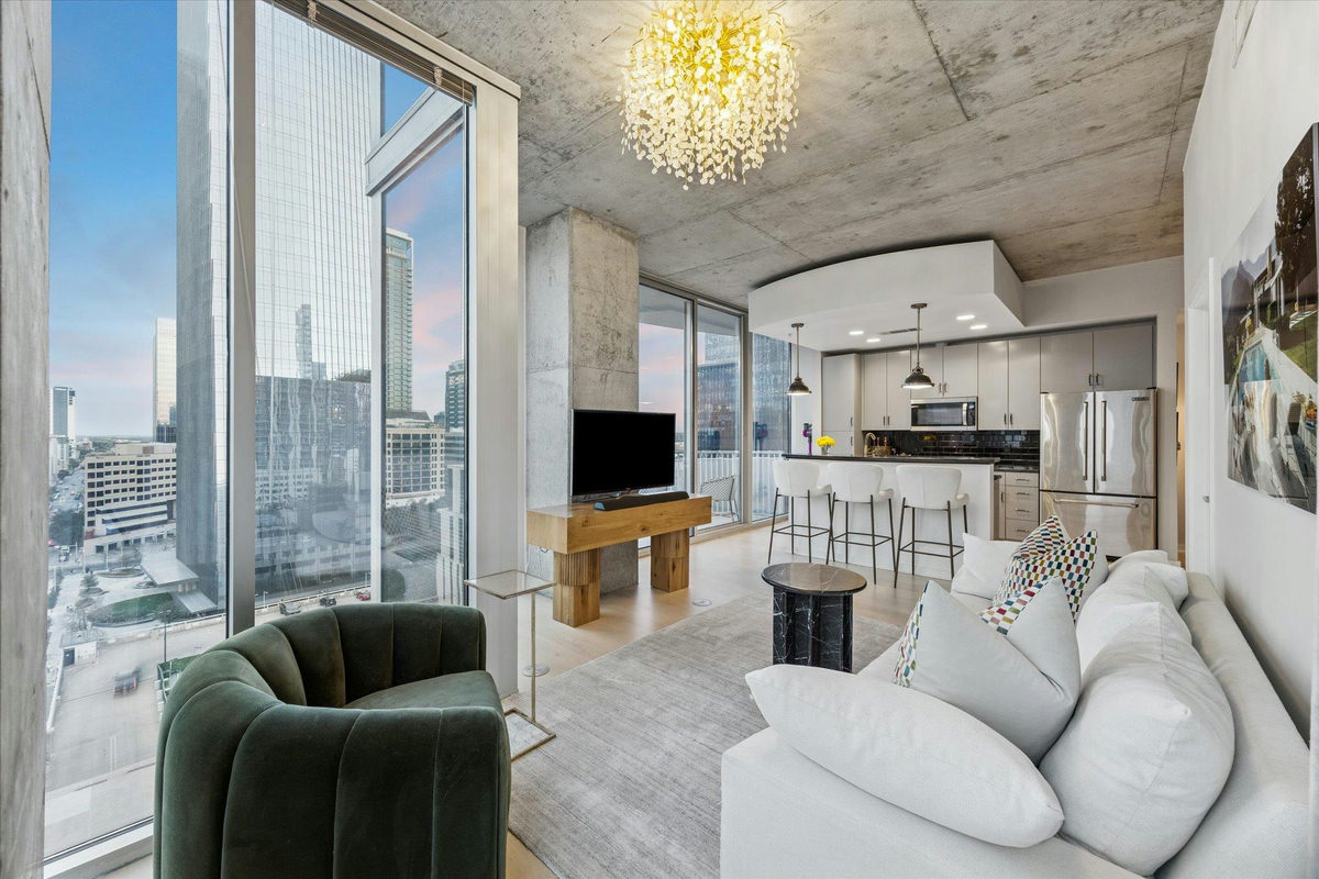 360 Nueces St #1417 — exterior
