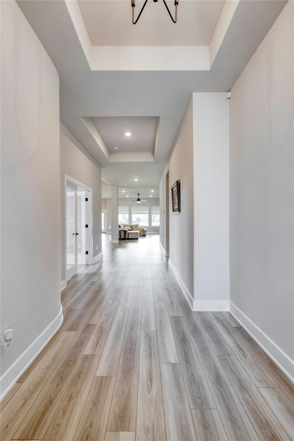 109 Isaac White Dr — photo 5
