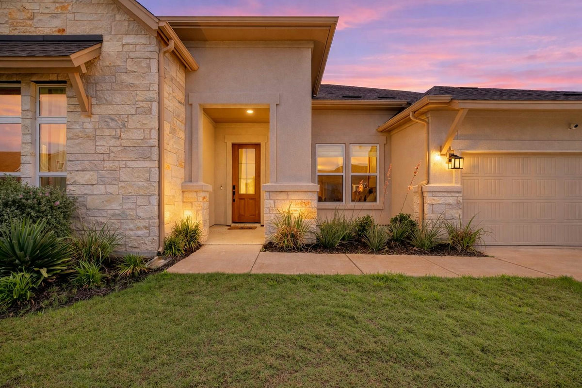 109 Isaac White Dr — photo 3