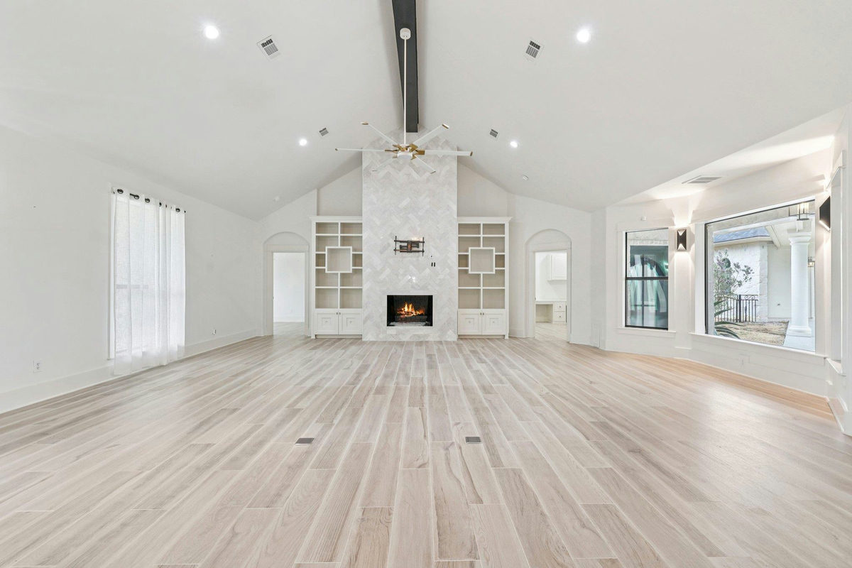 125 Carriage Ct — photo 5