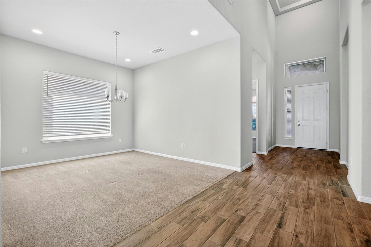 810 Clearwell St — photo 3