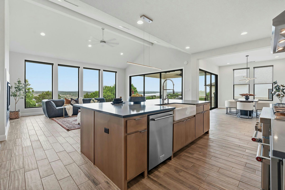 2414 Sunset Vista Cir #32 — photo 2