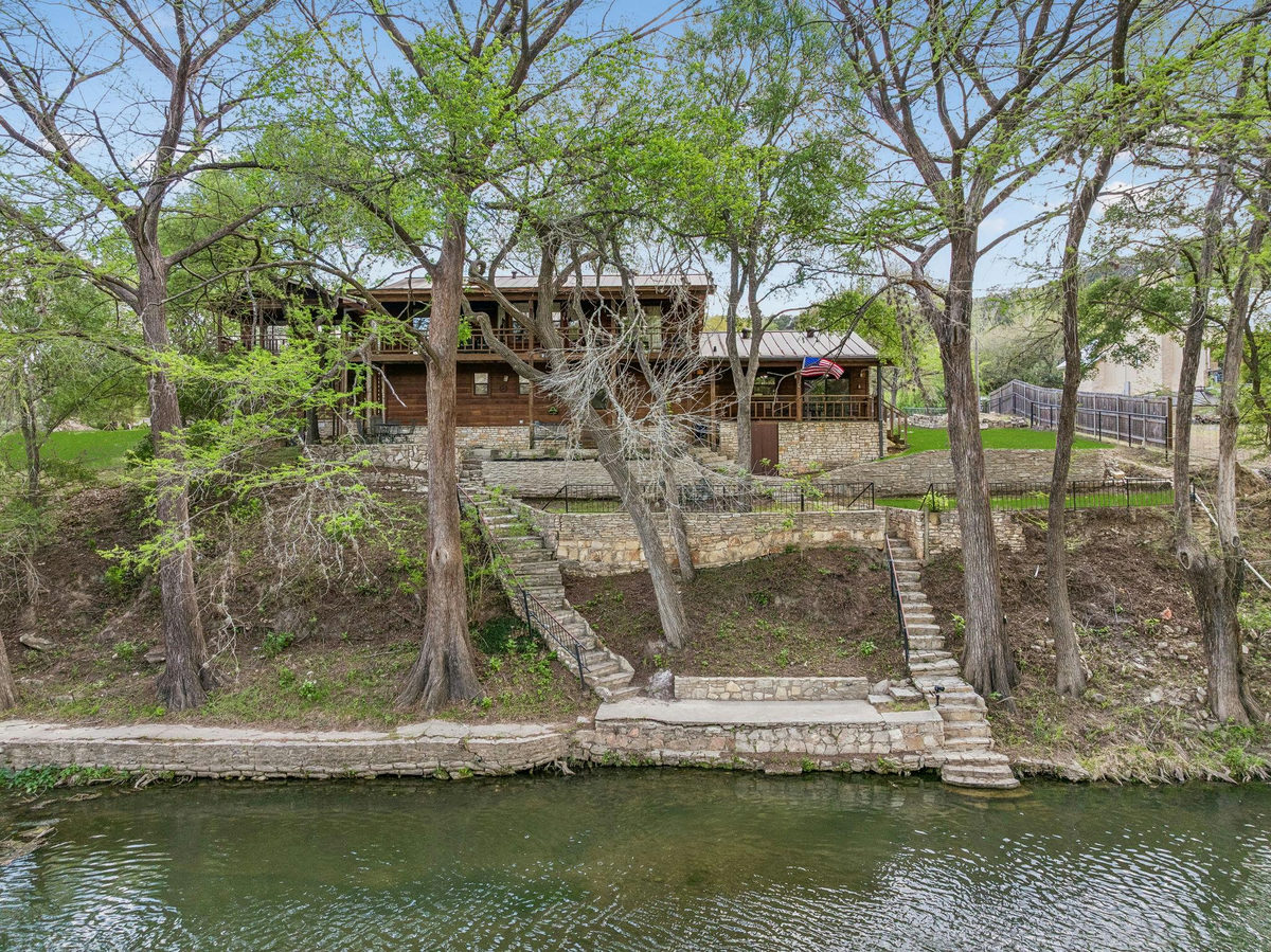 2630 Ponderosa Dr — photo 2