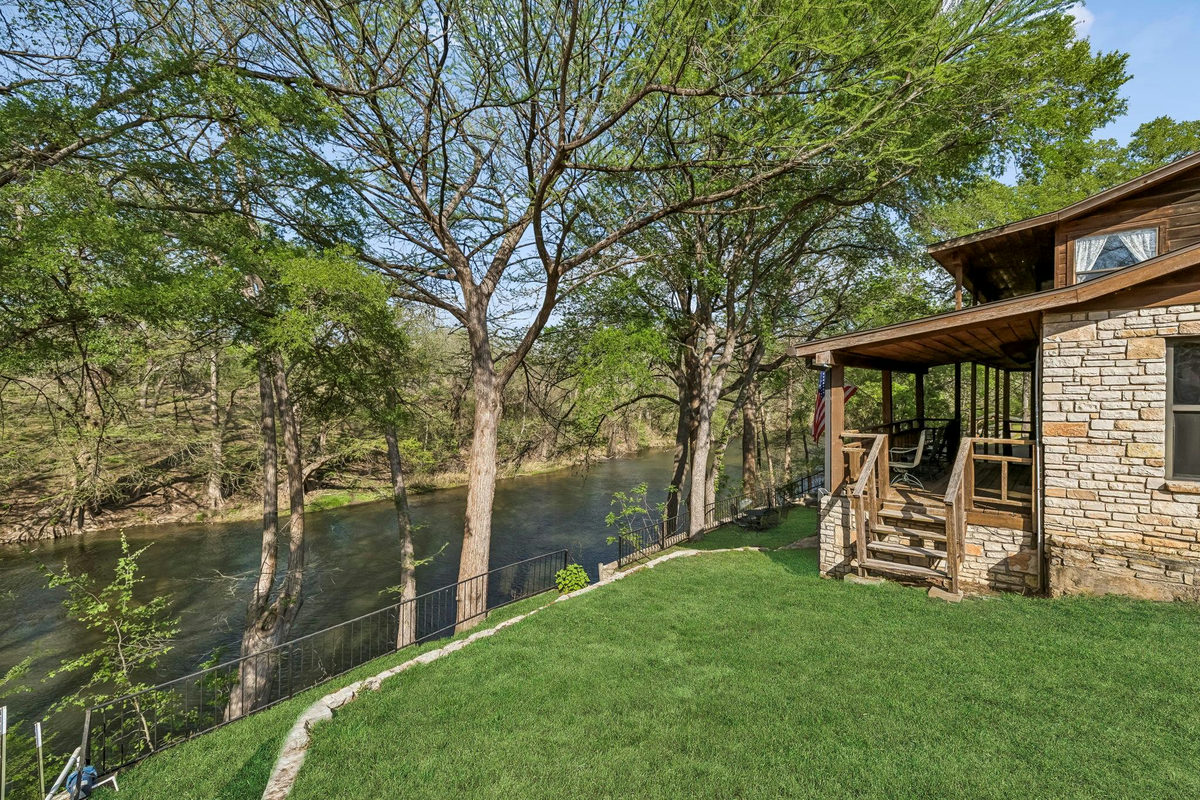2630 Ponderosa Dr — photo 3