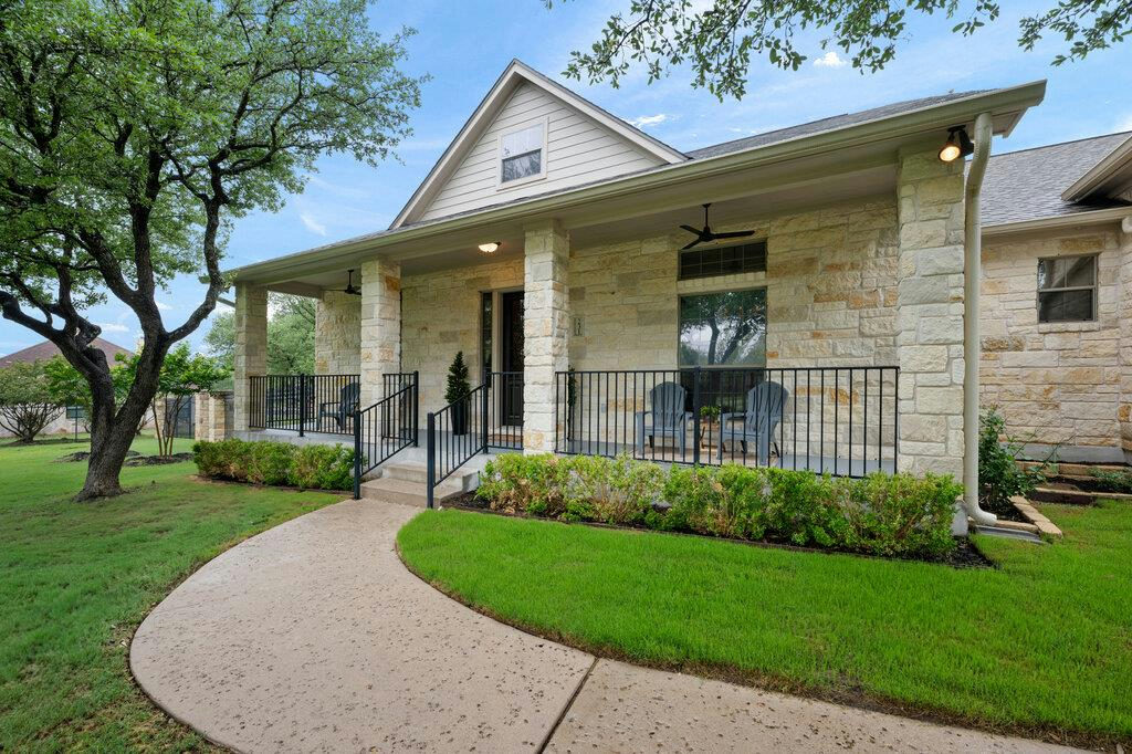 231 Neal Dr — photo 2
