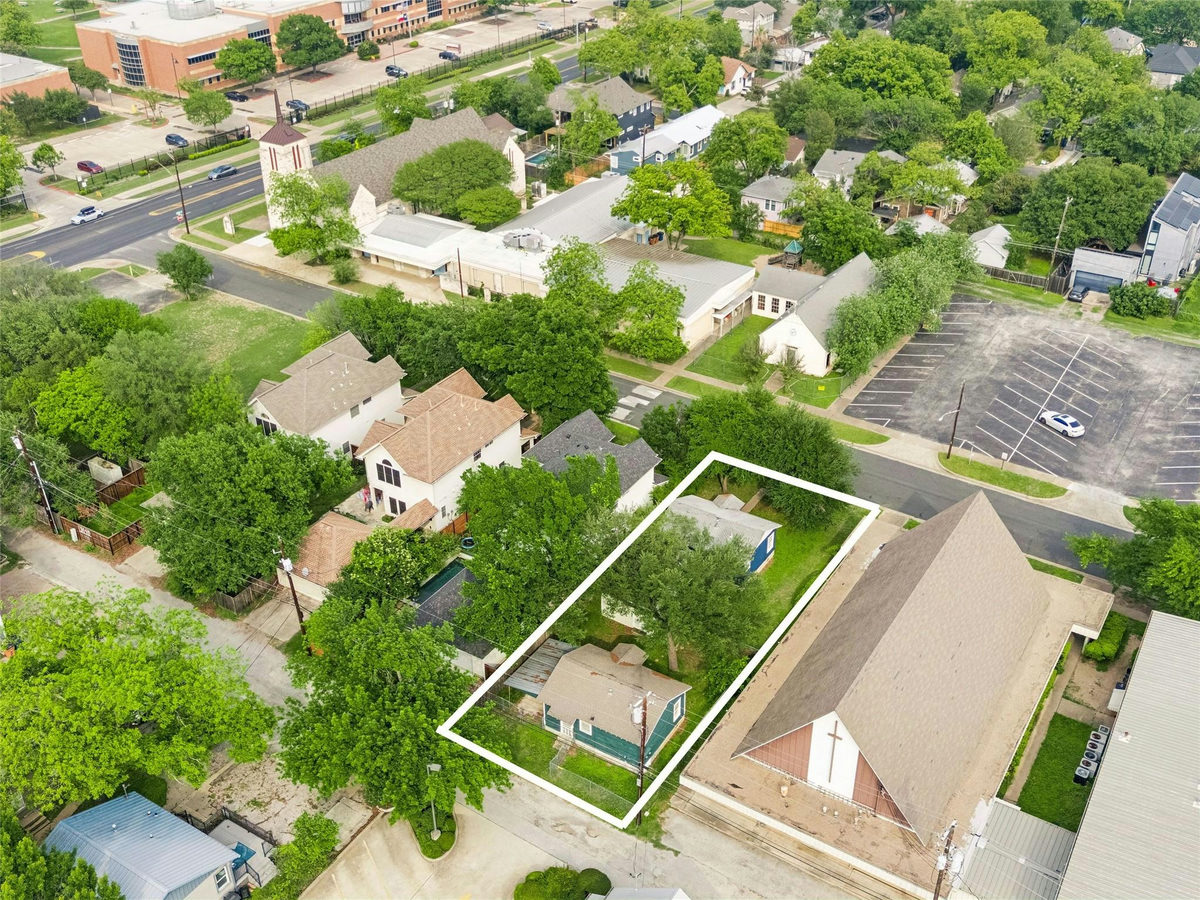 4408 Maybelle Ave — exterior