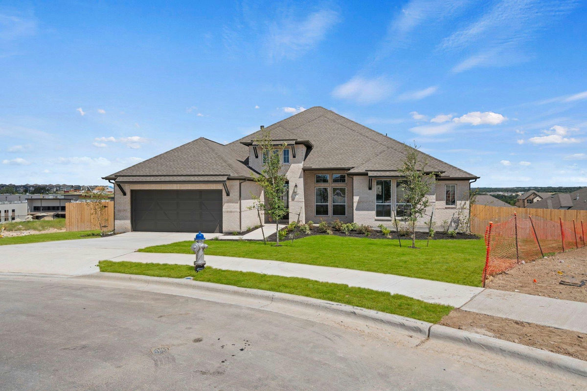101 Uphill Dr — photo 2