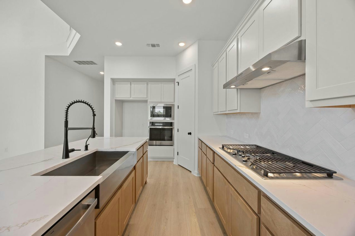 1216 Wolf Canyon Rd — photo 2