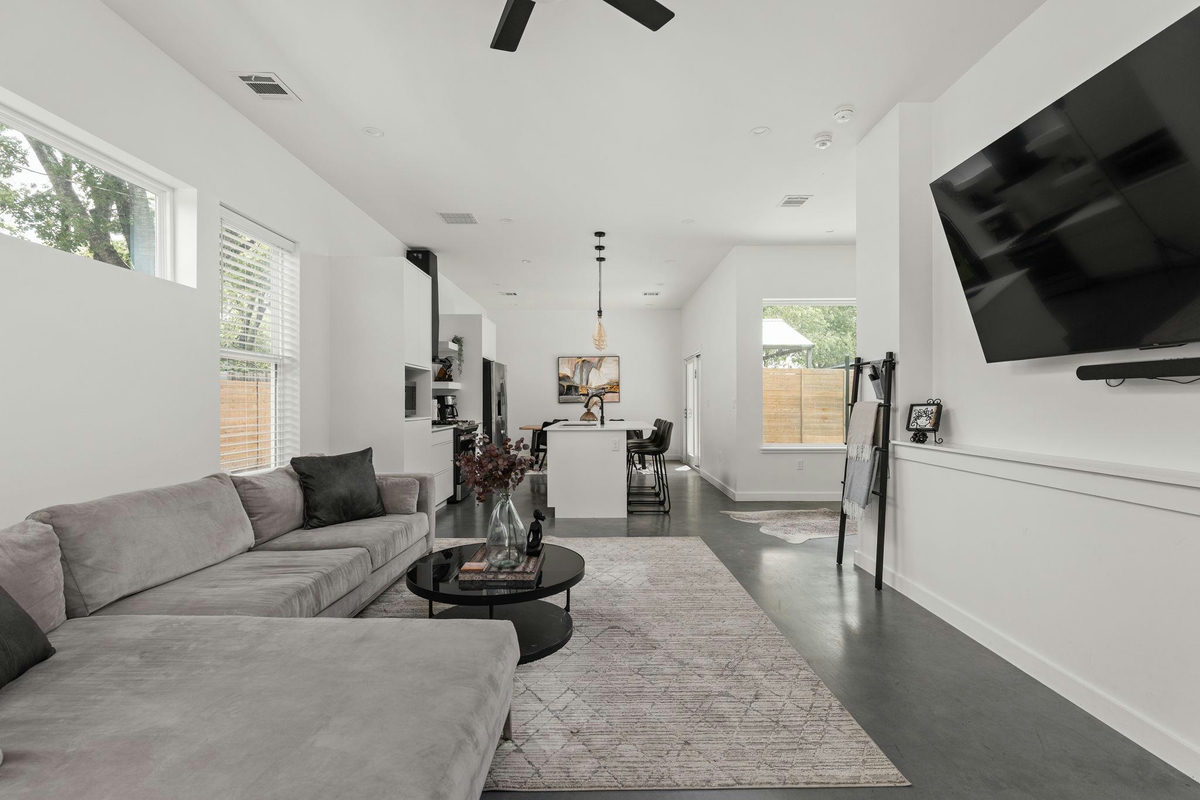 6205 Caddie St #1 & 2 — photo 3