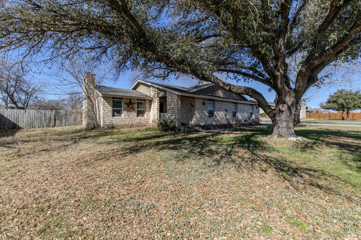 61 Family-A Cir — photo 2