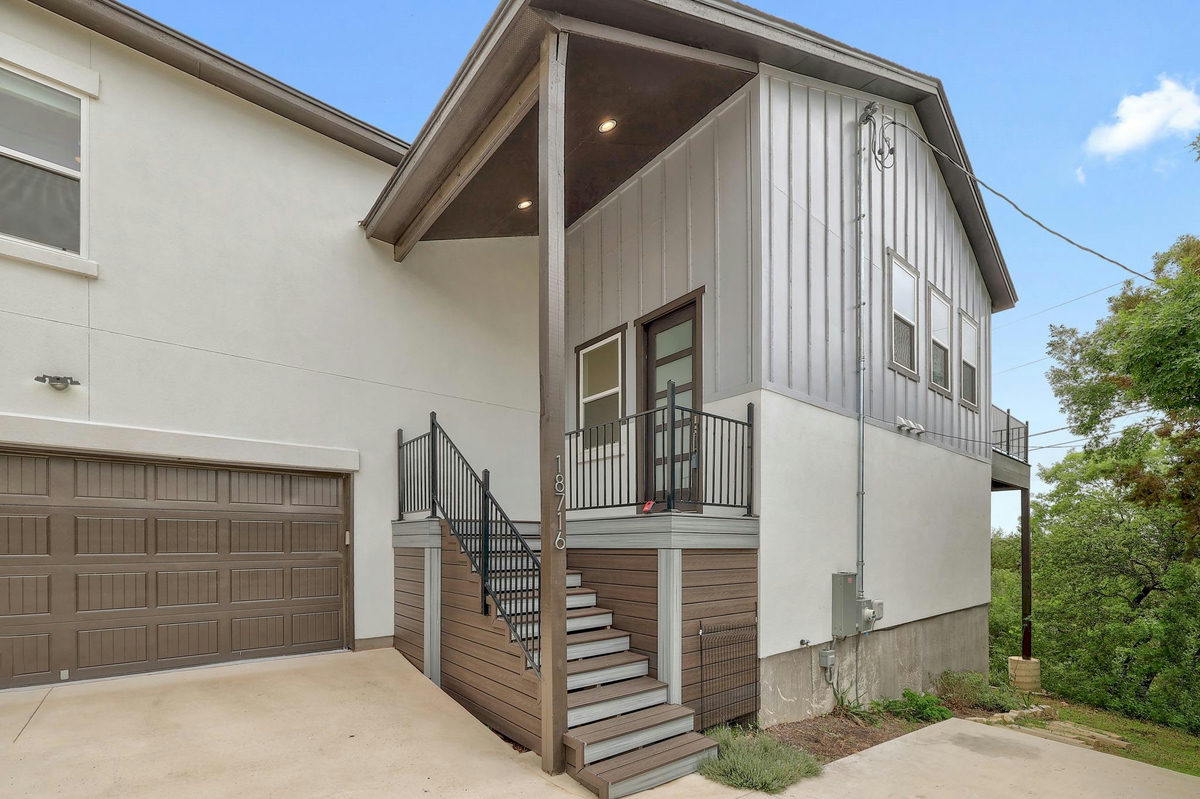 18716 W Lakeview Dr — photo 3