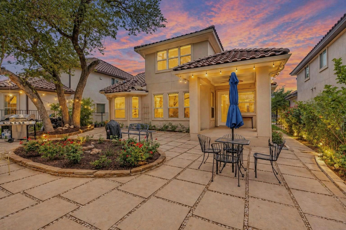 11904 Viscaya Way — photo 4