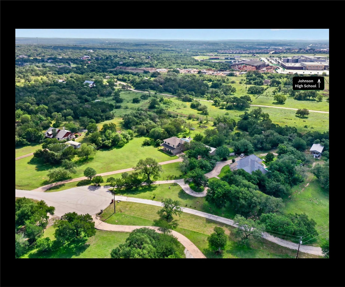 311 Oak Forest Cv — photo 3