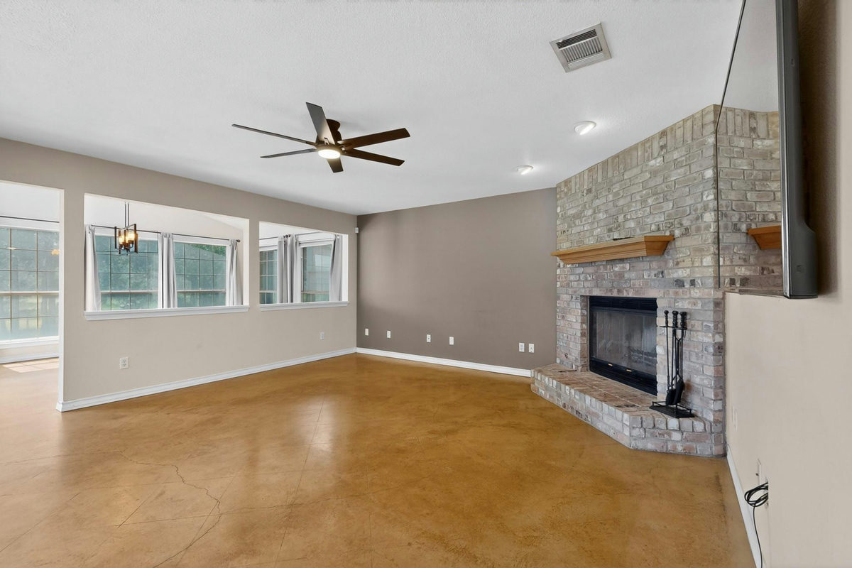 311 Oak Forest Cv — photo 5