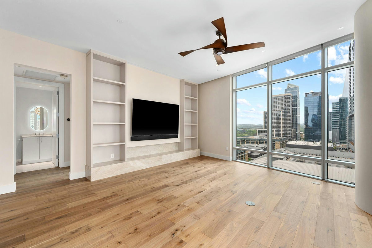 200 Congress Ave #15E — photo 4