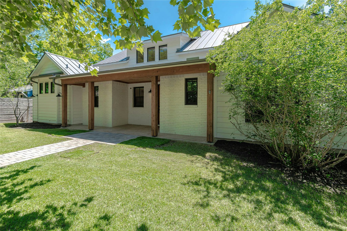 5805 Chesterfield Ave — photo 3