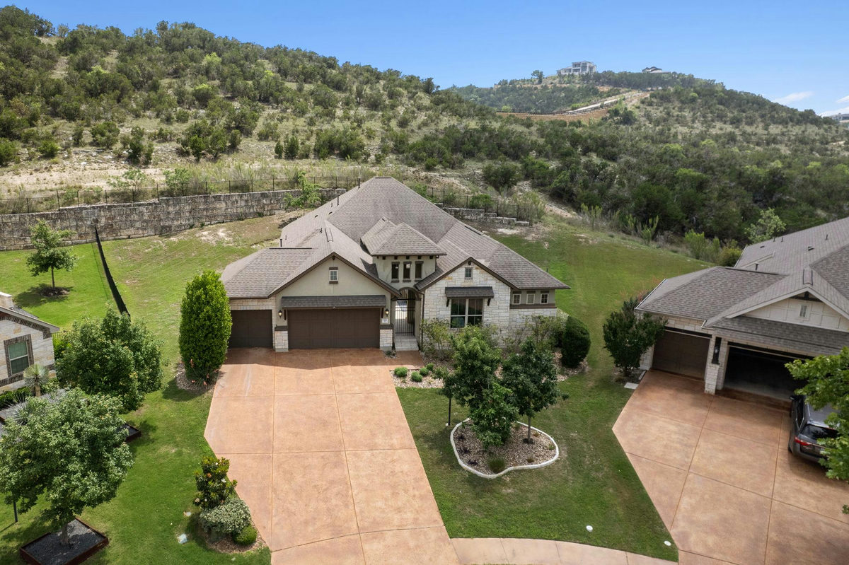 308 Ansley Cv — exterior