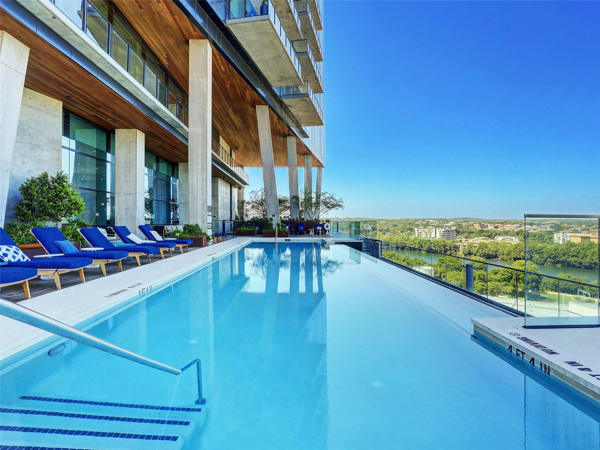 70 Rainey St #2201 — photo 5