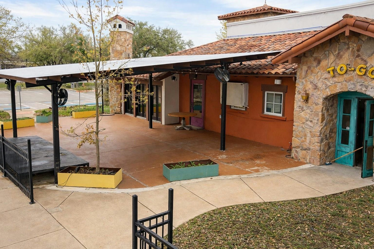 11620 N FM 620 — photo 5