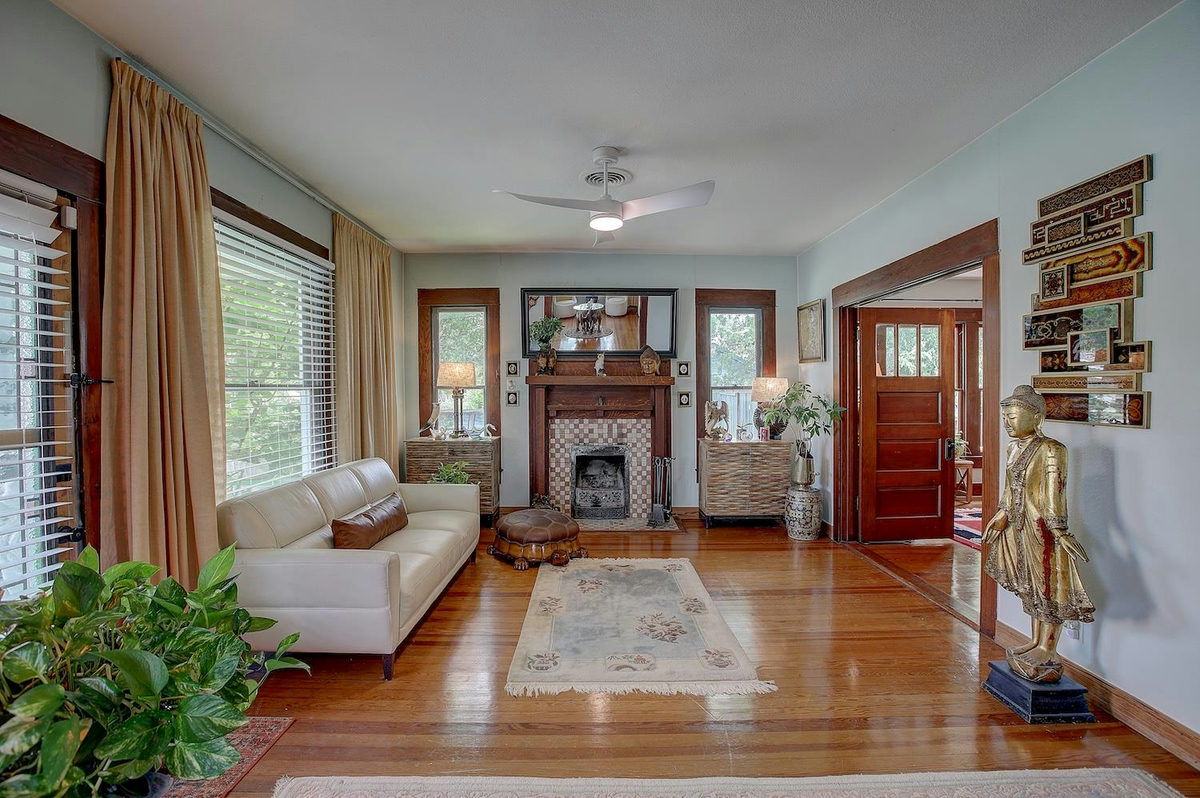 1903 S Austin Ave — photo 5