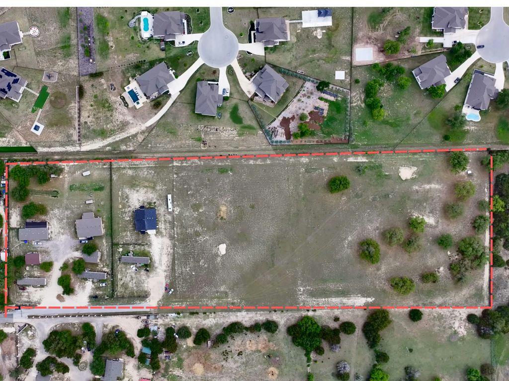 205 Montrose Dr — photo 2