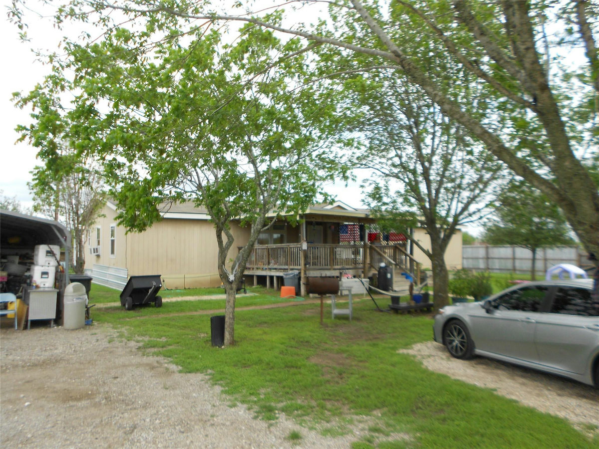 6614 Williamson Rd — exterior