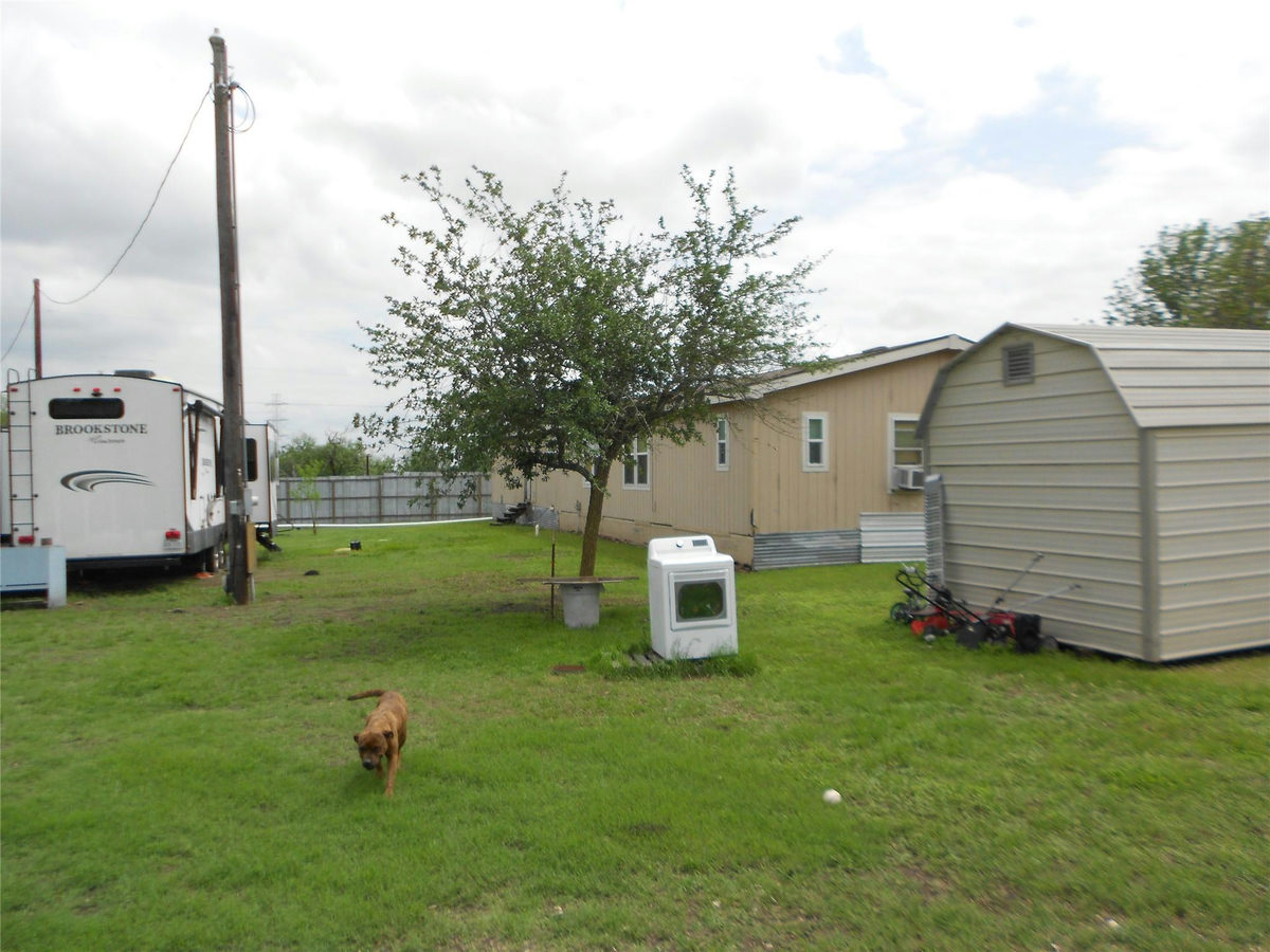 6614 Williamson Rd — photo 2