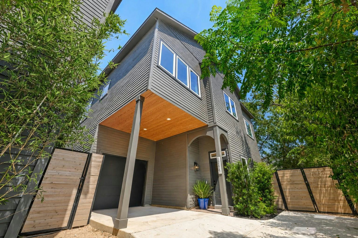 826 Morrow St #4 — exterior